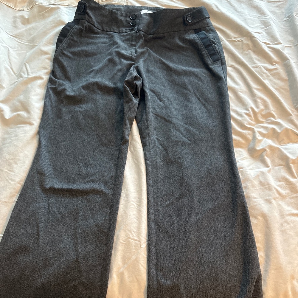 Gray plants for work side detaill